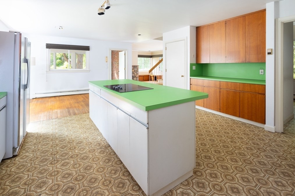 855 Concord Ave, Belmont MA 02478-4041 exterior