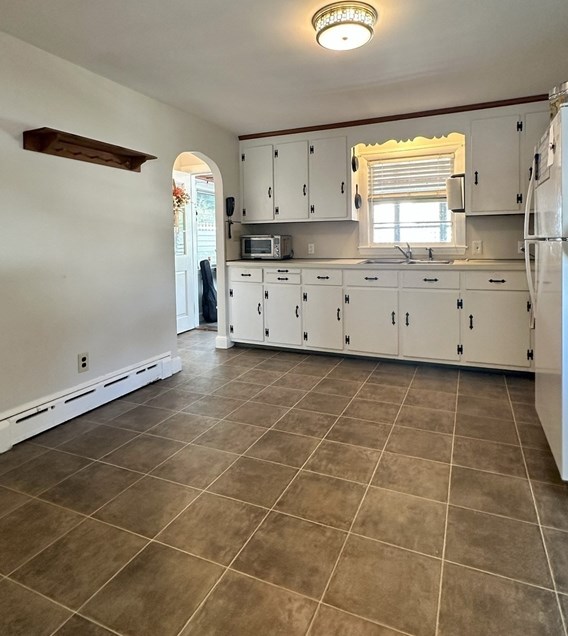 526 Commercial St, Weymouth MA 02188-3705 exterior