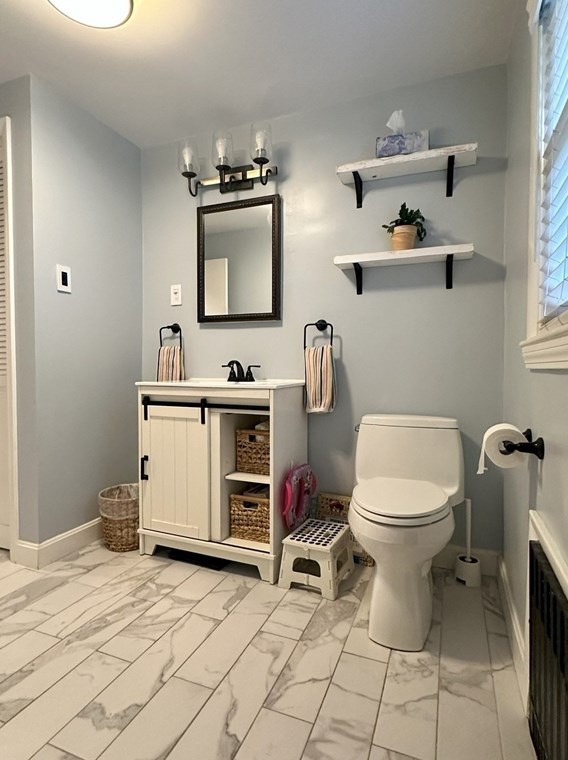 526 Commercial St, Weymouth MA 02188-3705 exterior