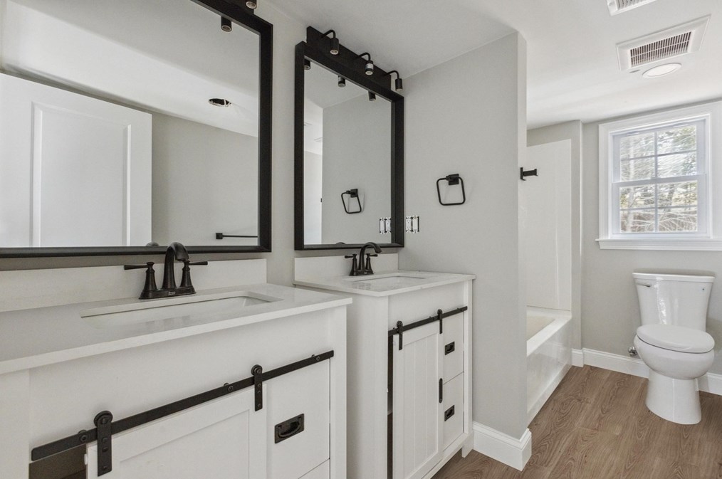 124 Grn St, Weymouth MA 02191-2009 exterior