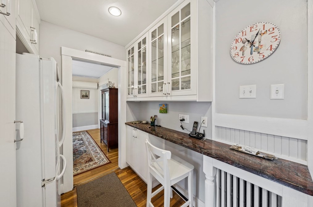 75 Greenleaf St, Quincy MA  02169-4429 exterior