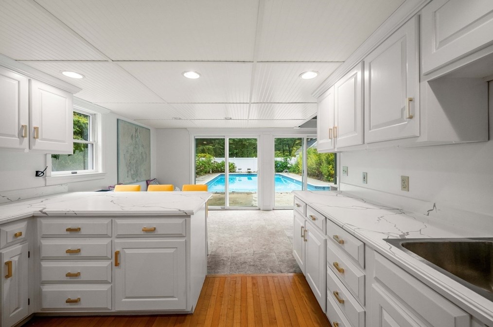 655 Broadway, Haverhill MA 01830-2404 exterior