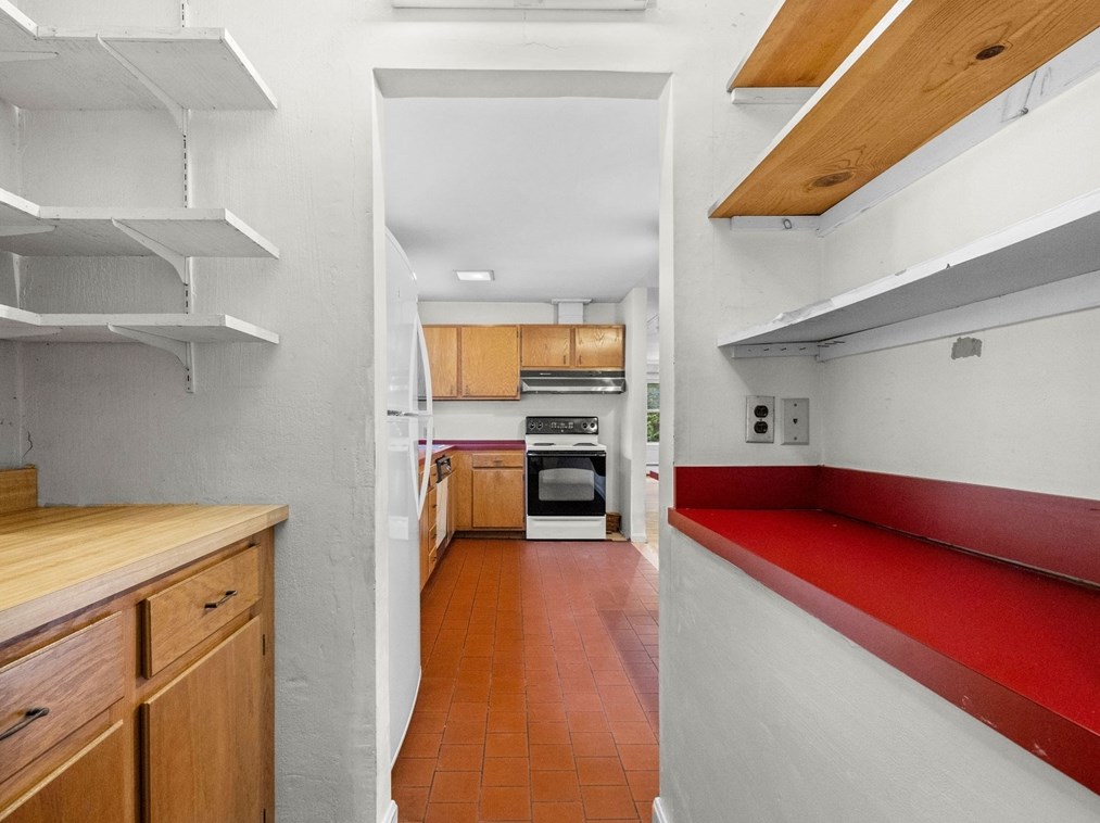 111 Fairmont St, Arlington MA 02474-8718 exterior