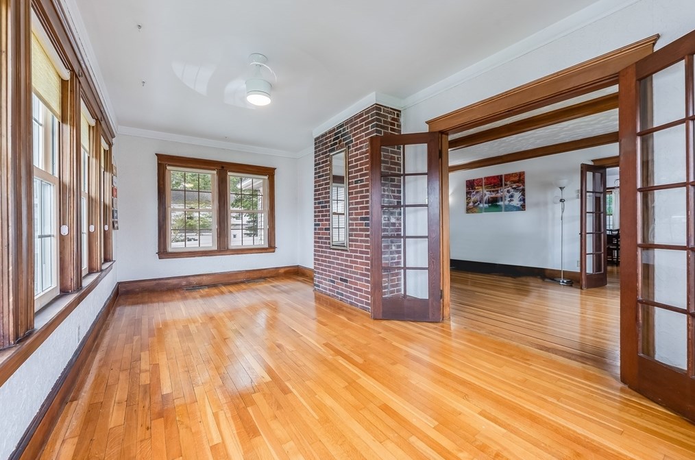 1449 Quincy Shore Dr, Quincy MA 02171-2932 exterior