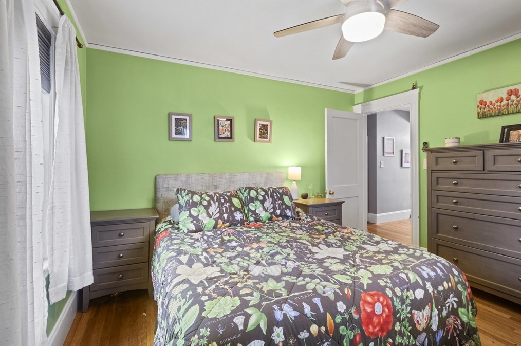 176 Salem St, Reading MA 01867-2617 exterior