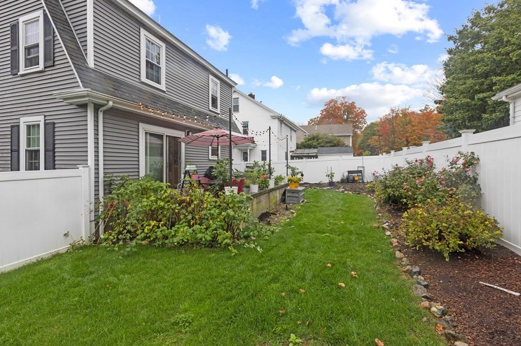 176 Salem St, Reading MA 01867-2617 exterior