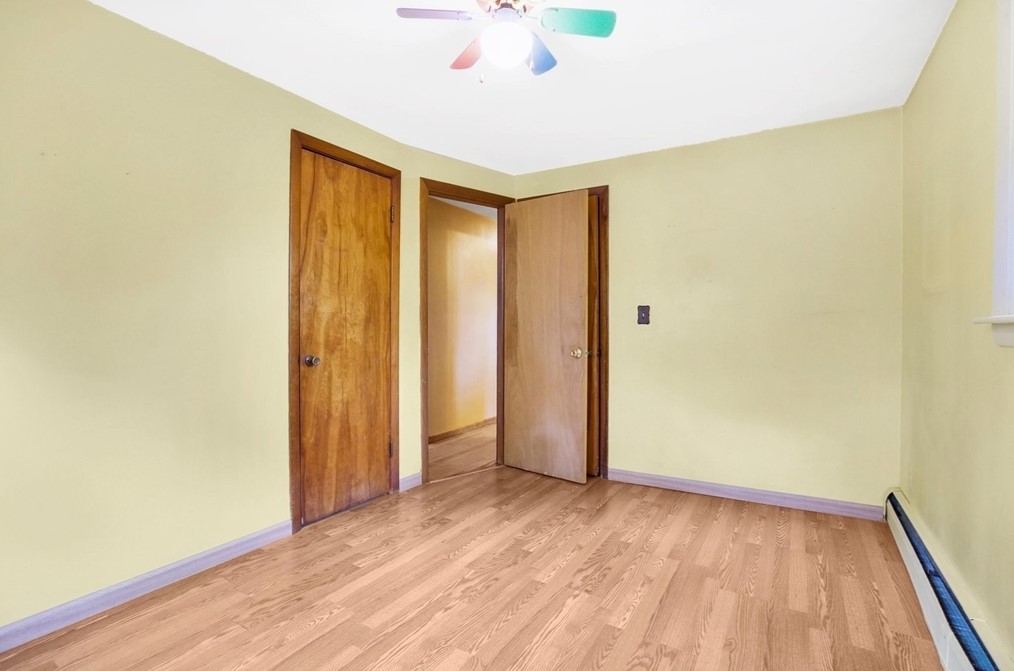 75 Hadley St, South Hadley MA 01075-1047 exterior