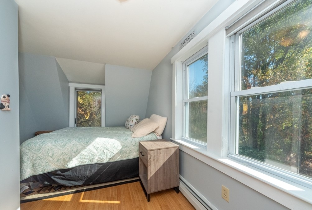 2677 Main St, Lancaster MA 01523-2327 exterior