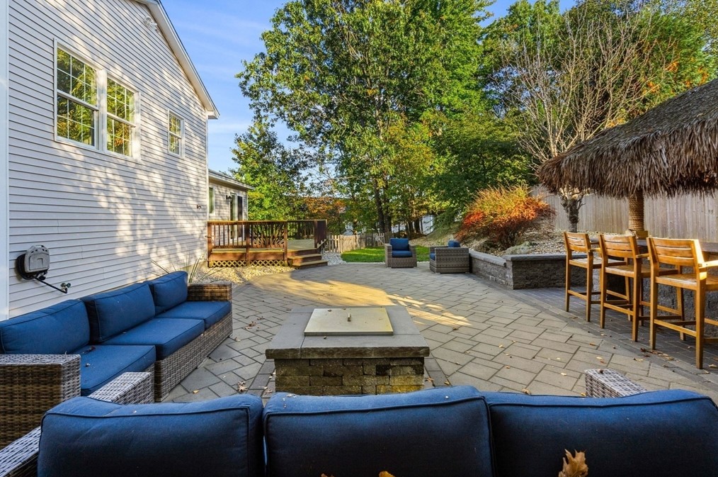 3 Pingry Way, Ayer MA 01432-1774 exterior