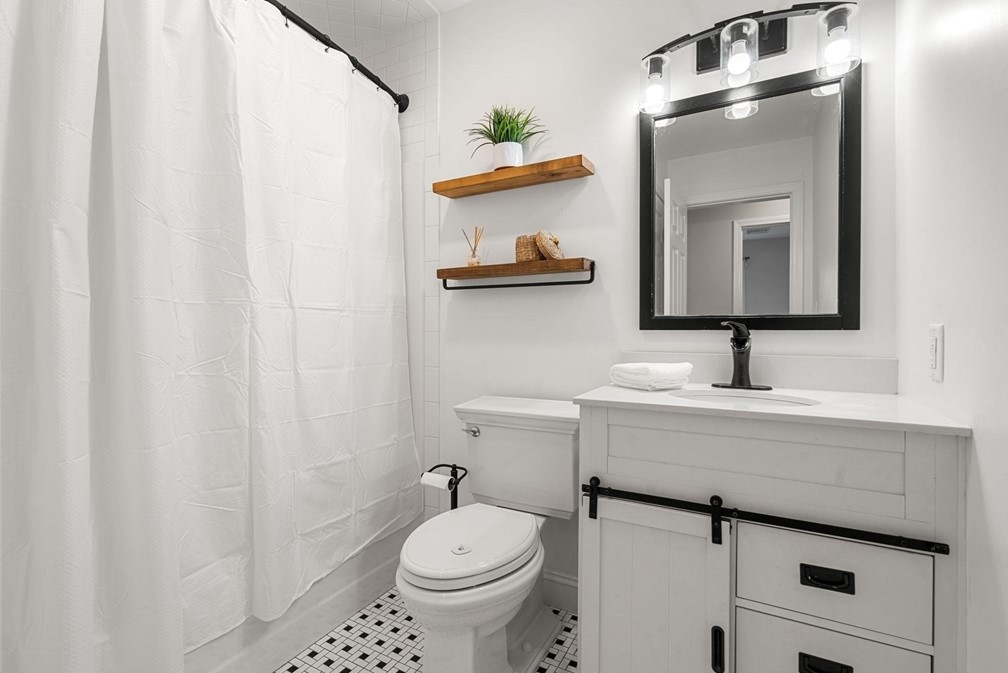 3 Pingry Way, Ayer MA 01432-1774 exterior