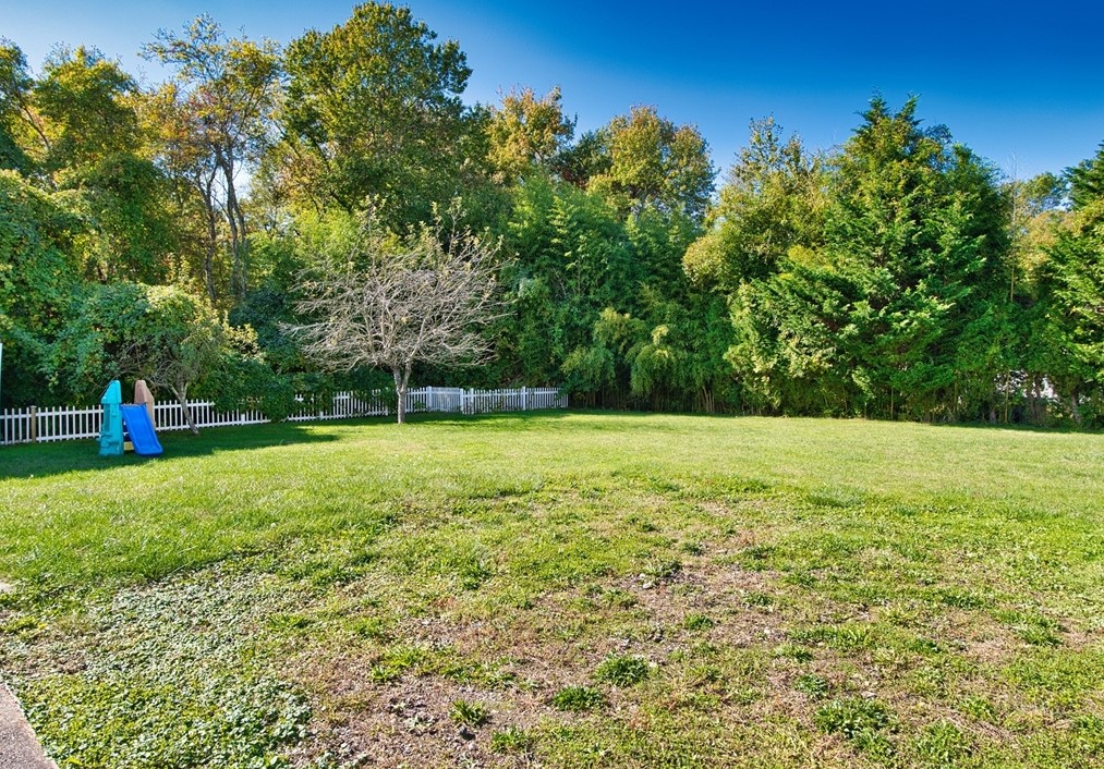 3 Wordell St, Dartmouth MA  02748-1600 exterior