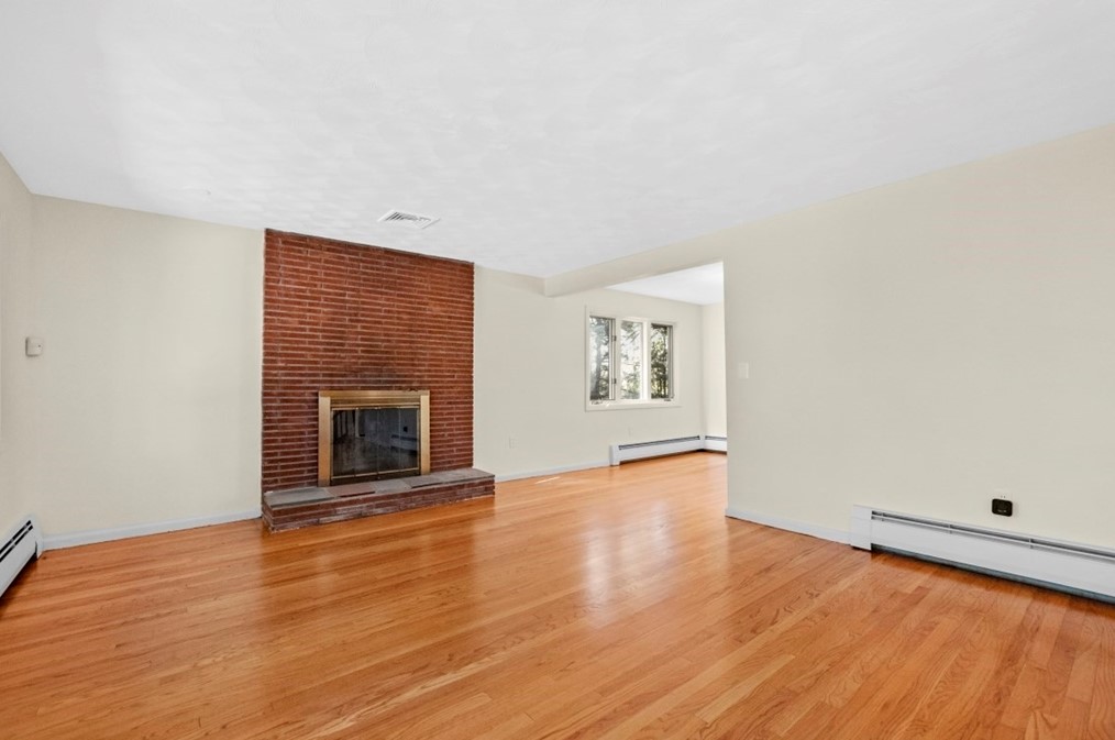 1704 Trapelo Rd, Waltham MA 02452-6363 exterior