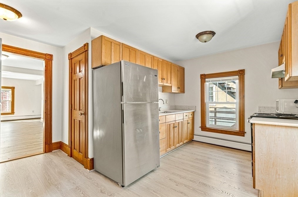 1011 Massachusetts Ave, Arlington MA 02476-4310 exterior