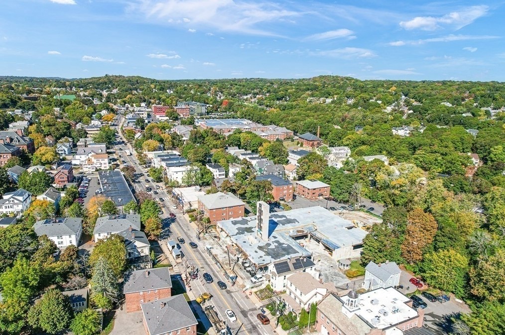 1011 Massachusetts Ave, Arlington MA 02476-4310 exterior