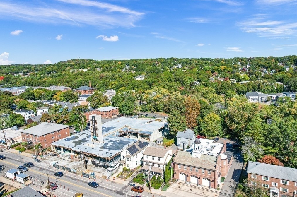 1011 Massachusetts Ave, Arlington MA 02476-4310 exterior