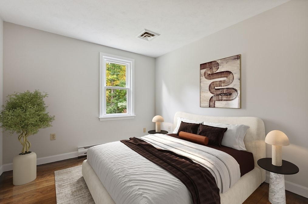 480 Main St, Hanover MA 02339-1911 exterior