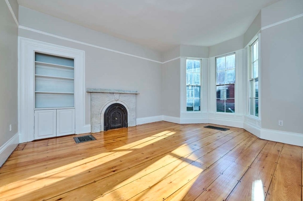 97 Riv Rd, Merrimac MA 01860-2319 exterior