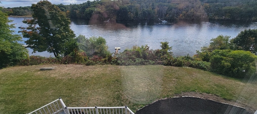 97 Riv Rd, Merrimac MA 01860-2319 exterior