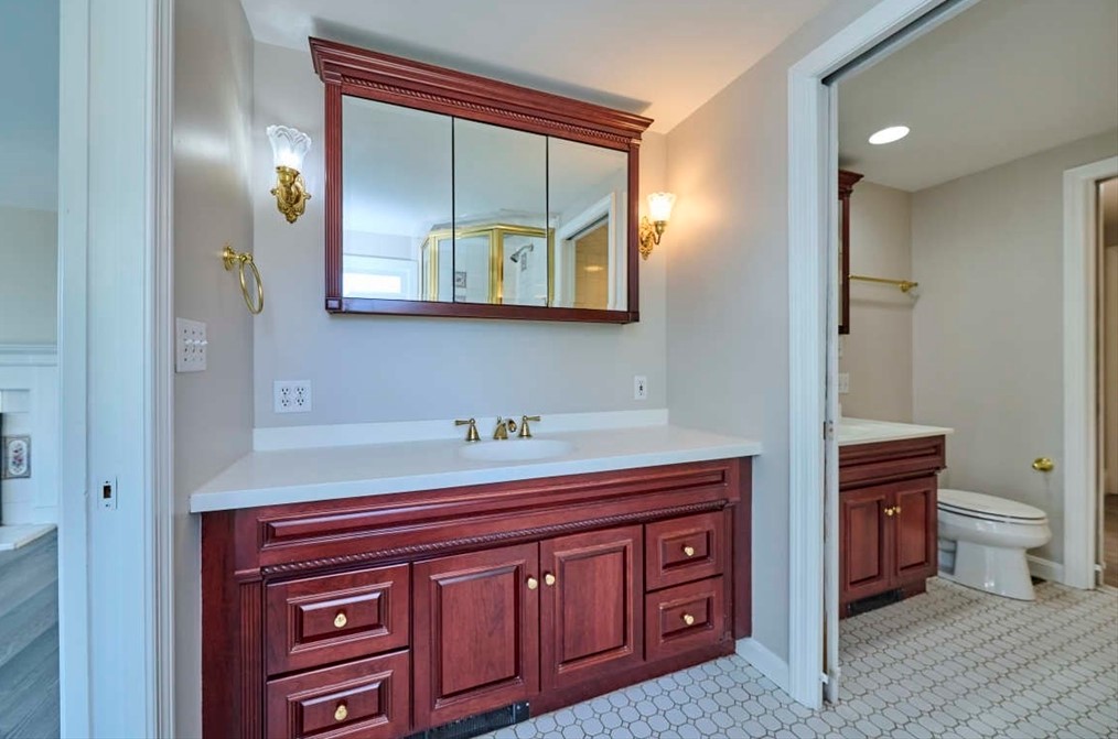 97 Riv Rd, Merrimac MA 01860-2319 exterior