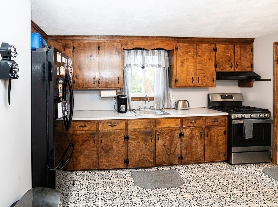 159 Broadway, Haverhill MA 01830-4304 exterior