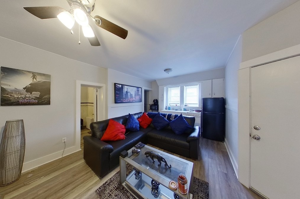 58 Main St, Fairhaven MA 02719-3329 exterior