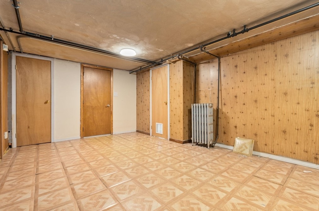 263 Riv St, Newton MA 02465-1435 exterior