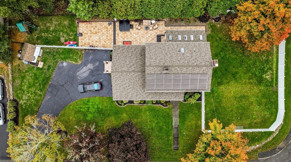 1 Sharon Ave, Dartmouth MA 02747-2334 exterior