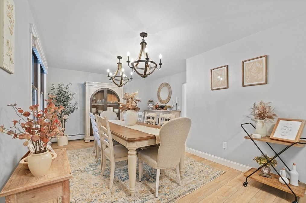 1 Sharon Ave, Dartmouth MA 02747-2334 exterior