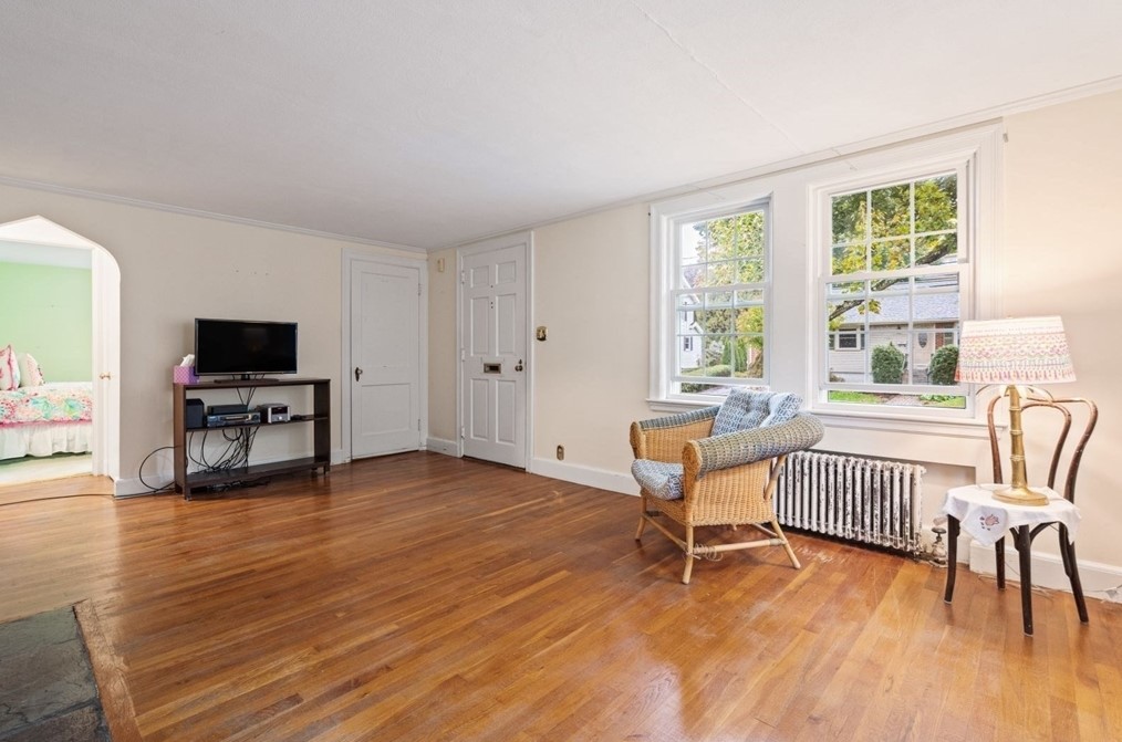 203 Renfrew St, Arlington MA 02476-7349 exterior