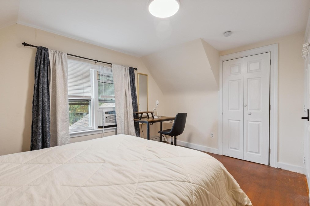 259 Cambridge St, Burlington MA 01803-2541 exterior