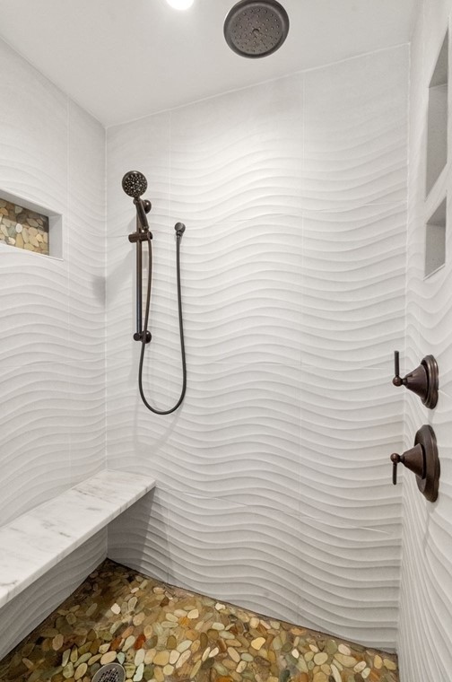 831 Squantum St, Quincy MA 02171-1251 exterior