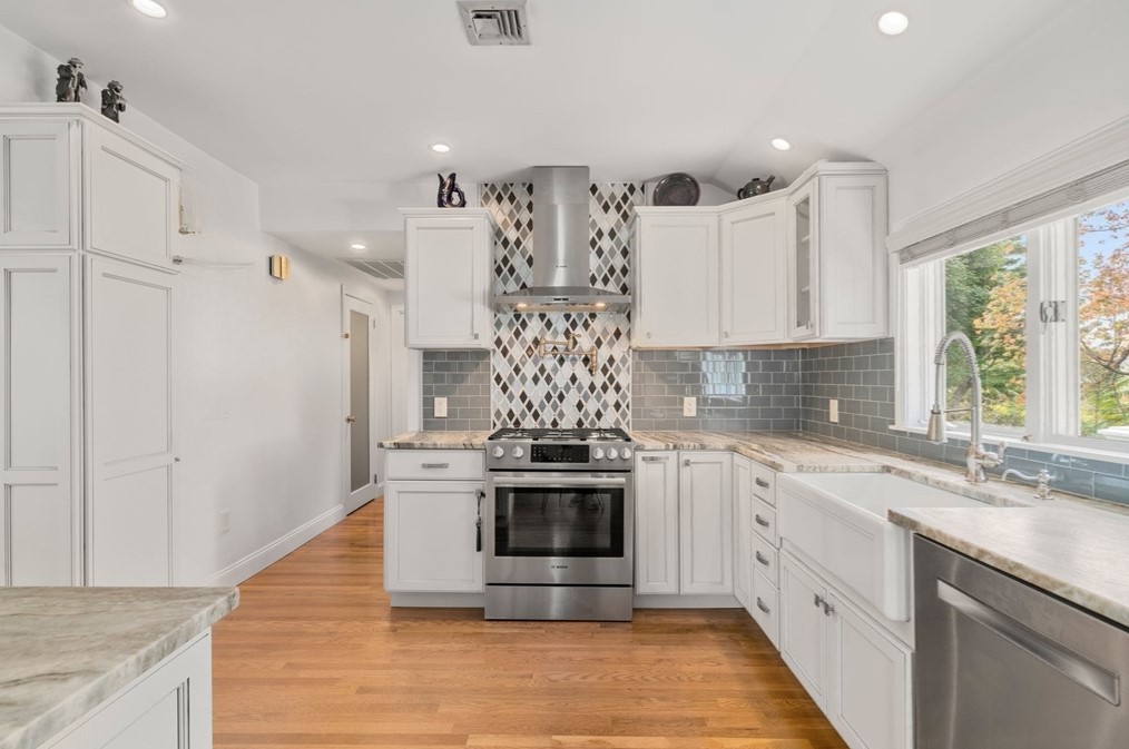 831 Squantum St, Quincy MA 02171-1251 exterior