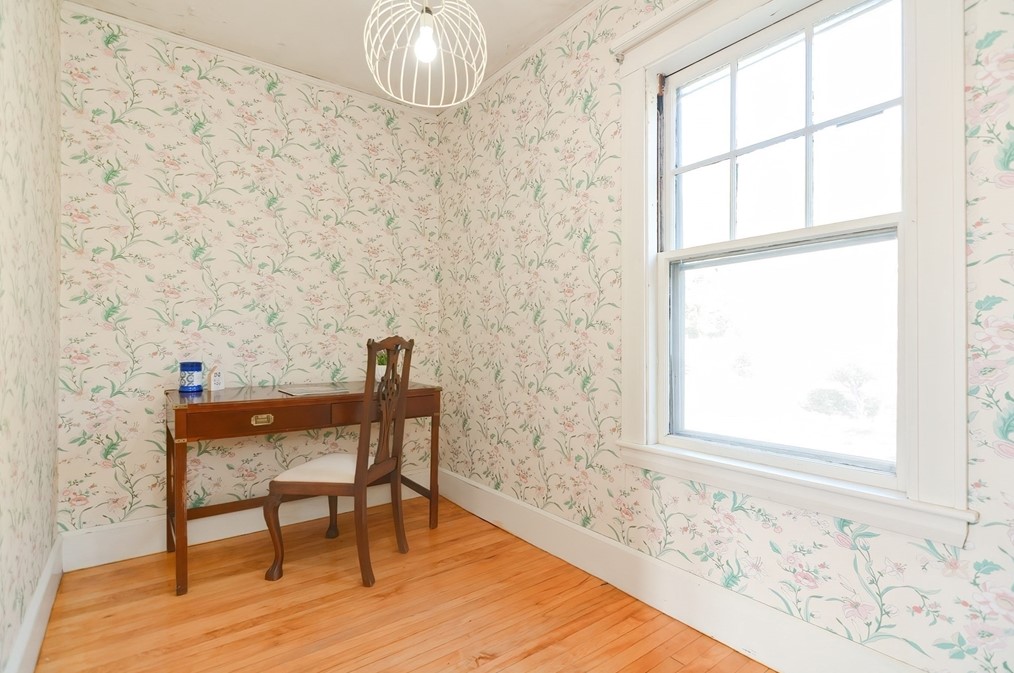 9 Phillips Cir, Swampscott MA 01907-2332 exterior