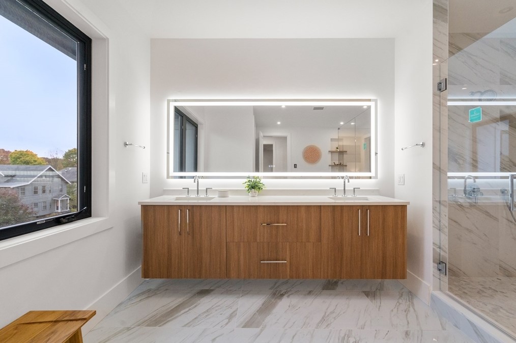 32 Newtonville Ave, Newton MA 02458-1851 exterior