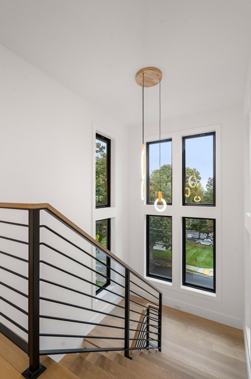 32 Newtonville Ave, Newton MA 02458-1851 exterior