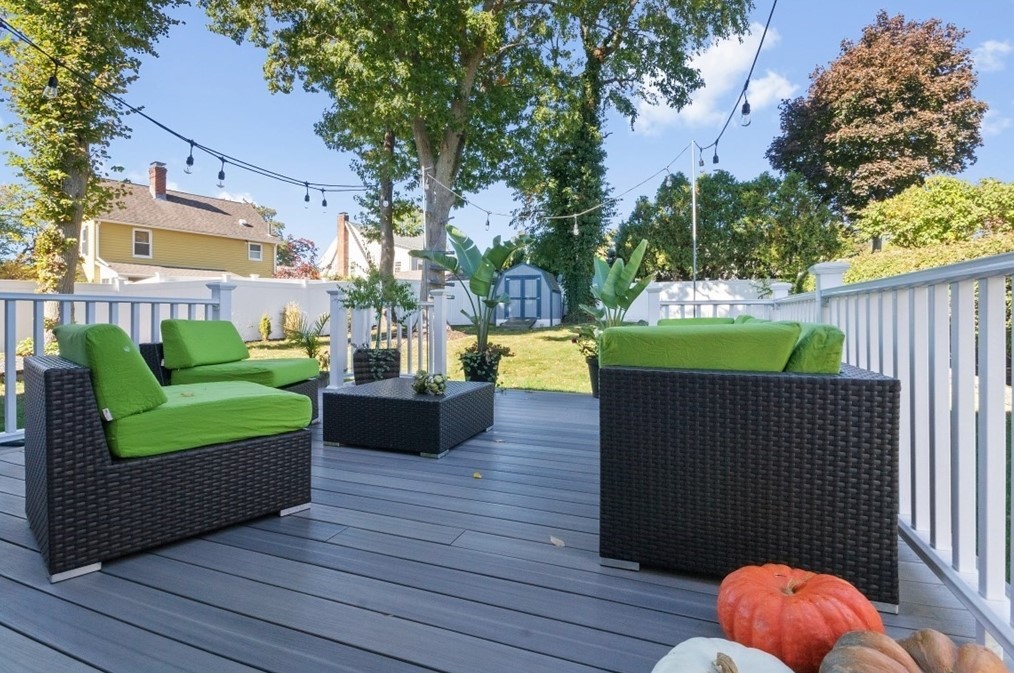 43 Stedman St, Quincy MA 02169-1222 exterior