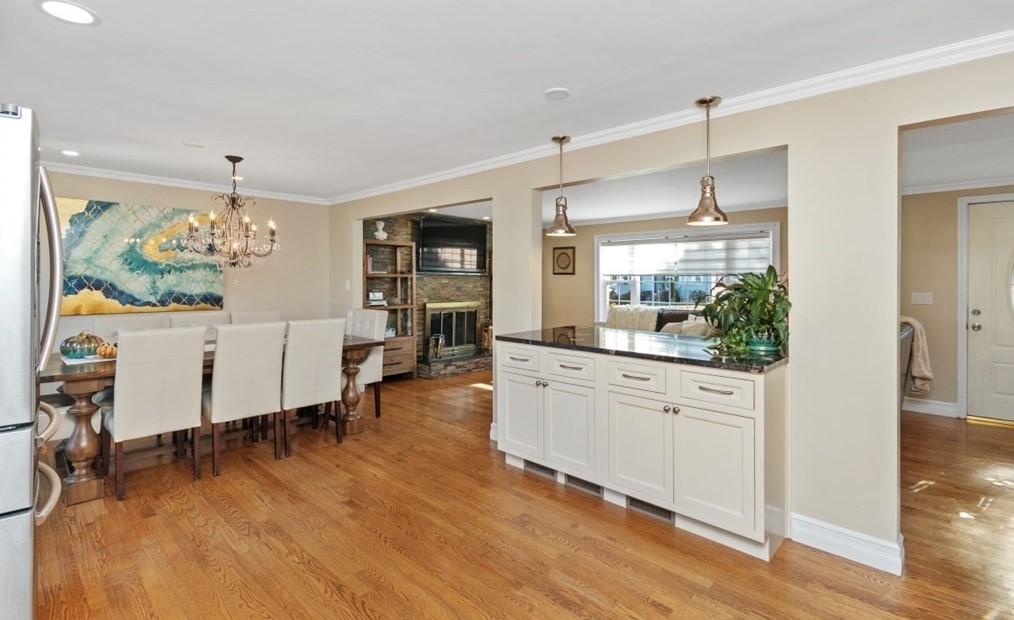 43 Stedman St, Quincy MA 02169-1222 exterior