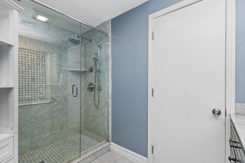 43 Stedman St, Quincy MA 02169-1222 exterior