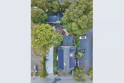 35 Pleasant, Barnstable, MA 02601 - Photo 3