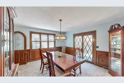 242 Eastwood Dr, Westfield, MA 01085 - Photo 9