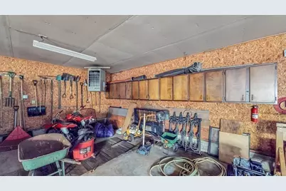 242 Eastwood Dr, Westfield, MA 01085 - Photo 25