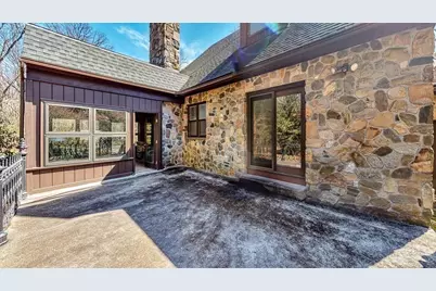 242 Eastwood Dr, Westfield, MA 01085 - Photo 21