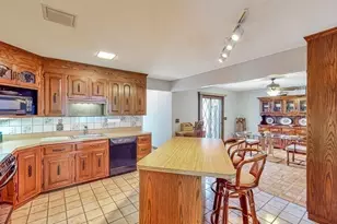 242 Eastwood Dr, Westfield, MA 01085 - Photo 11