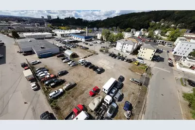 9 Casco St, Worcester, MA 01604 - Photo 5