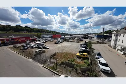 9 Casco St, Worcester, MA 01604 - Photo 7