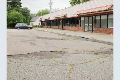 826 Crecent St, Brockton, MA 02301 - Photo 5