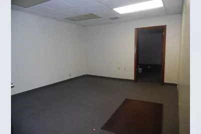 1087 Newman Avenue #3, Seekonk, MA 02771 - Photo 5