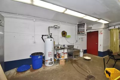 982 Main St, Springfield, MA 01103 - Photo 11