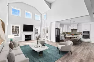 10 Beacon St, Wareham, MA 02558 - Photo 1