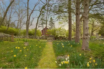 1150 Russells Mills Rd, Dartmouth, MA 02748 - Photo 19